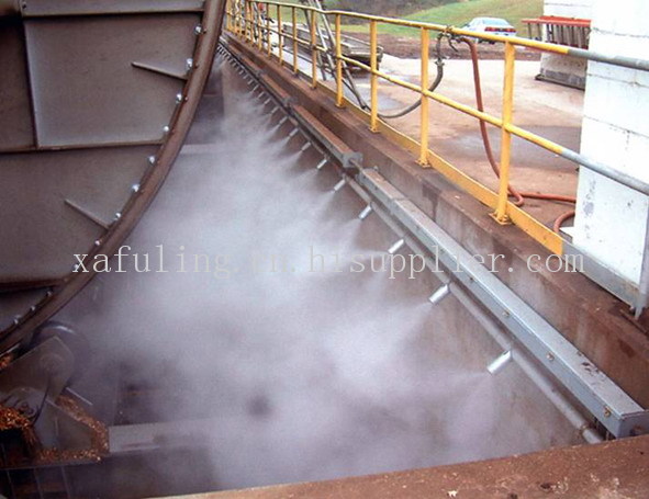 工矿企业应用篇---喷雾降尘    公司自行研制发的的高压微雾设备,其