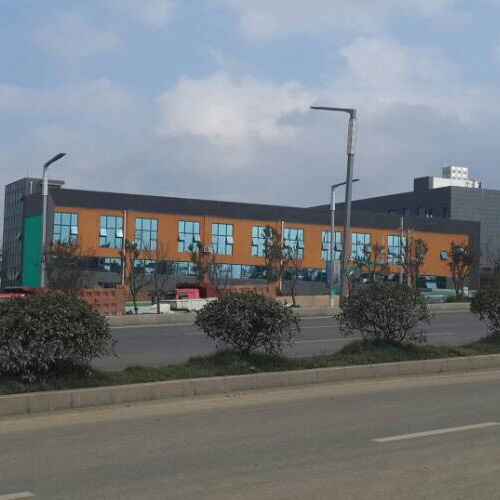 贵州贵安新区建机市场水箱集群