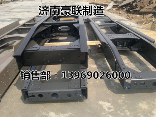 【德龍M3000牽引車車架】0531-55556617