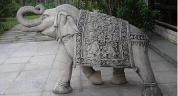 柳州石碑——柳州石雕大象的材质选择需考虑的因素