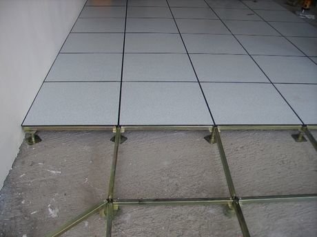 防静电地板施工安装的主要机具和作业条件