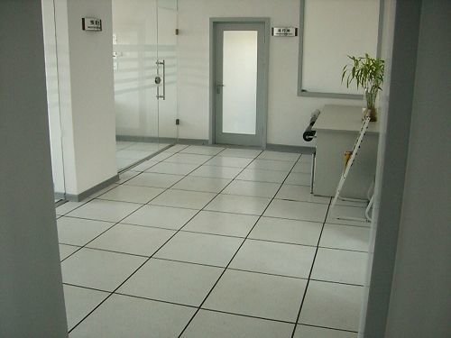 防静电地板主要用在
