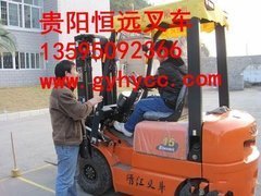 叉车的车型配置