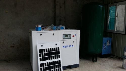 广汉某机械制造厂用螺杆空压机