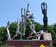 贵阳城市广场雕塑设计