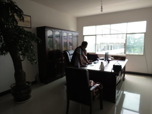 贵州模具公司（办公环境）