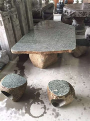 广汉溪流石桌椅