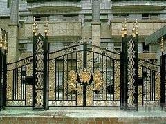 怎麽挑選鐵藝大門 福建哪裏有供應價格合理的鐵藝大門