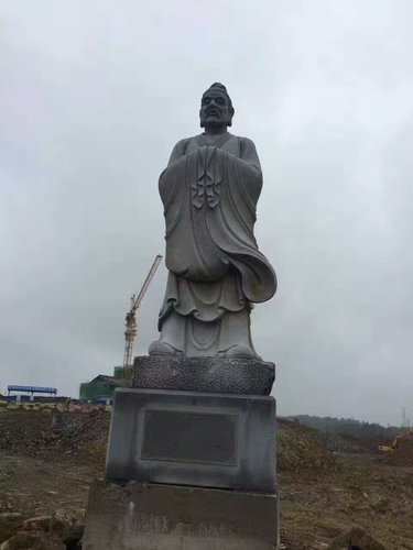 学校雕塑的含义