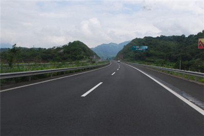 四川沥青浅谈_重交道路沥青的的性能分级