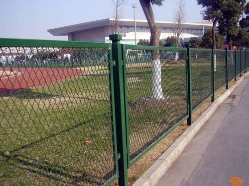 详细介绍市政护栏和道路护栏的区别