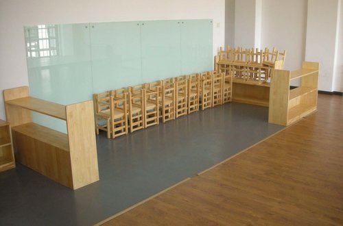 幼儿园应该如何挑选课桌椅？