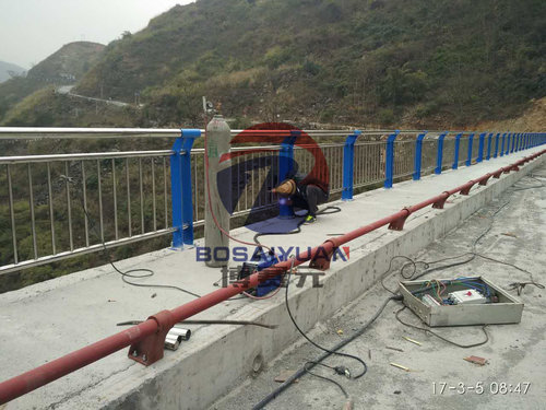 公路护栏网的创新
