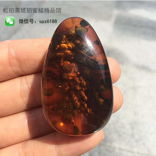 天然草果琥珀_植物珀