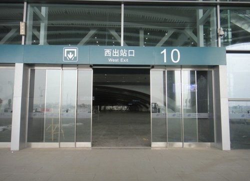 车库门