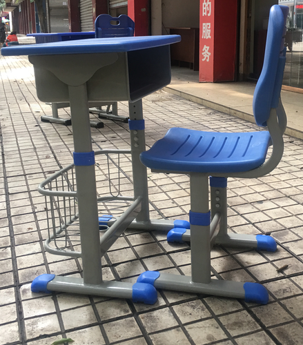 四川学生课桌尺寸选择