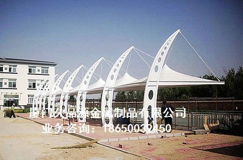久品源浅谈膜结构车棚安装技术