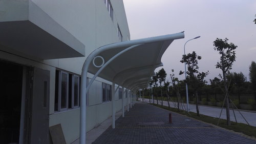 厦门市居民小区电动车、自行车棚建设问题-膜结构停车棚成为首*