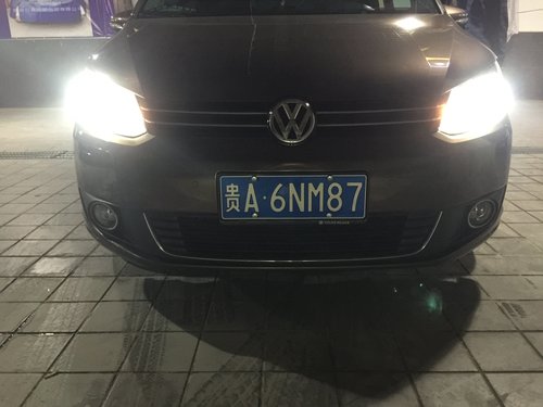 车灯升级是更换大灯总成还是原基础升级好呢?