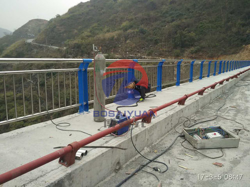 双边护栏网安装需注意?