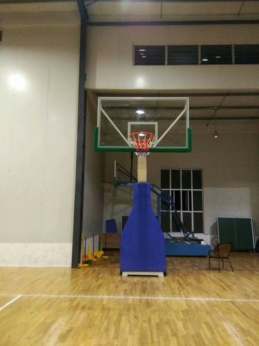 广西台球——电动液压篮球架有什么特点