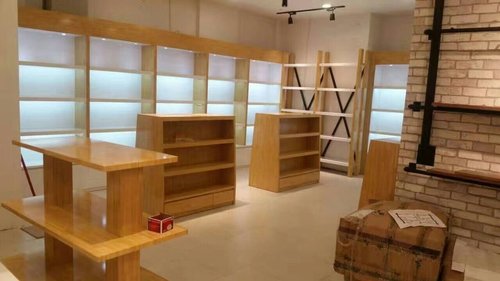 展示柜在商场中摆放需要注意哪些