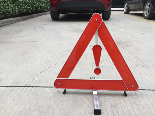 三角警示牌竟然这样用!你做对了吗?