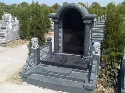 柳州石碑——传统墓碑刻字的内容