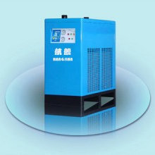 福州螺杆式空压机厂讲述空压机干燥机的日常保养要做哪些?
