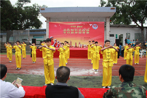 福州中华武术培训浅谈少儿练习武术的注意事项