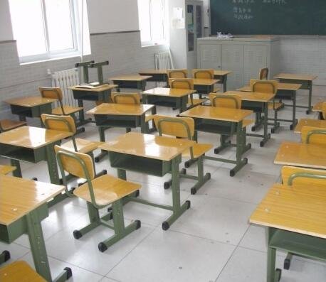 学生课座椅设计安全