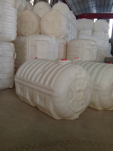 广西塑料水箱——简单阐述塑料水箱的制作过程