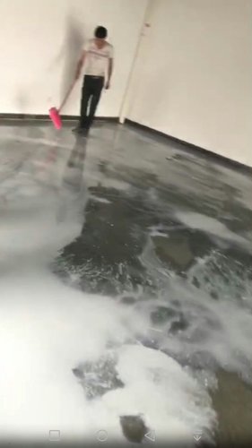 装修地面处理,我们推荐使用贵州自流平水泥