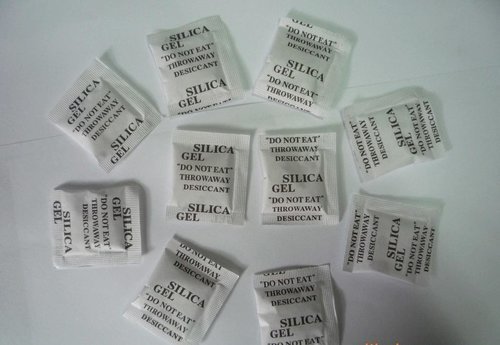 硅胶干燥剂成分及安全性注意事项