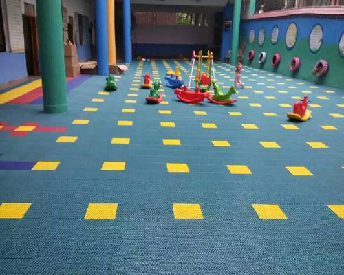 西安某幼儿园悬浮地板