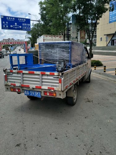 又出一小车货了