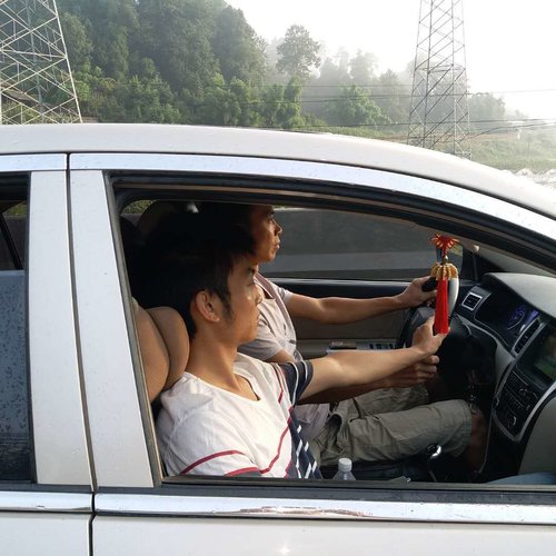 半坡起步如何找动力?