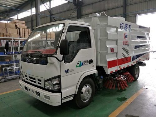 你知道扫路车与清扫车的区别吗?