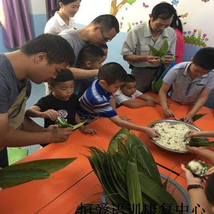 福州儿童自闭症治疗中心谈自闭症会带来的危害