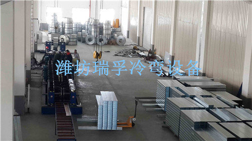 电缆桥架成型设备配件选择
