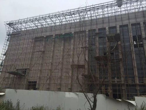 鑫宏兴顺为您介绍如何人区别生态石好还是造石好