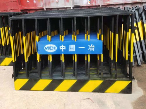建筑基坑临边防护栏的使用