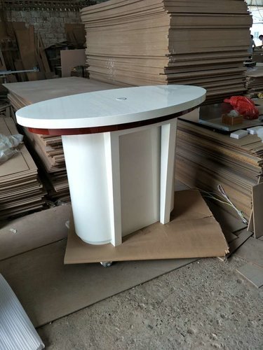 烤漆展柜有什么优势?