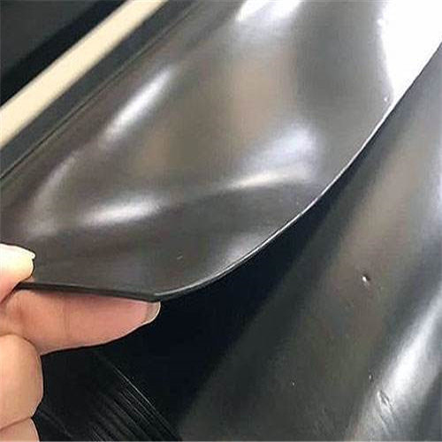 广西土工膜——土工膜搭接工作面的干燥与清洁