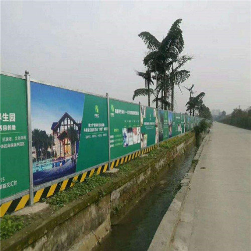 柳州工地围栏制作——彩钢板做工地围挡的好处有哪些