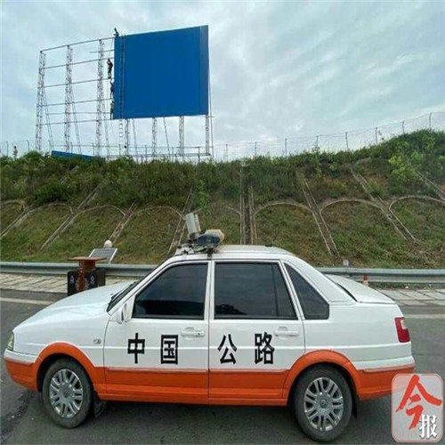 8435e5dde71190efa305ecf50a413b10fcfa60fb.jpg