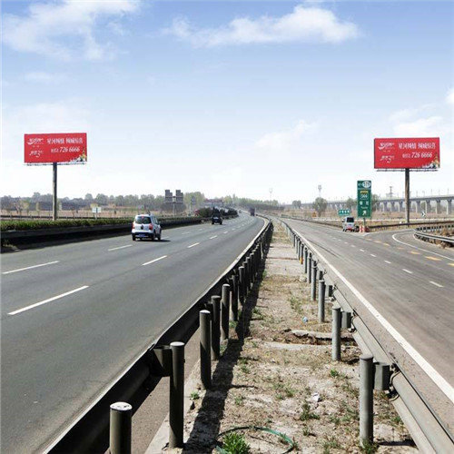 柳州广告公司——在高速公路上违章安装广告牌不可行