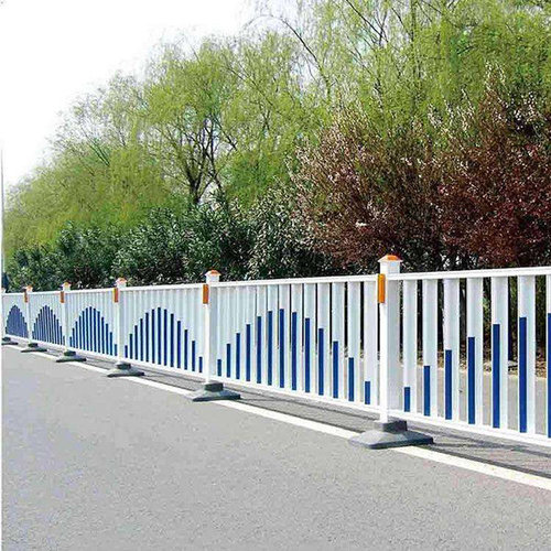 道路护栏的设计要考虑哪些方面