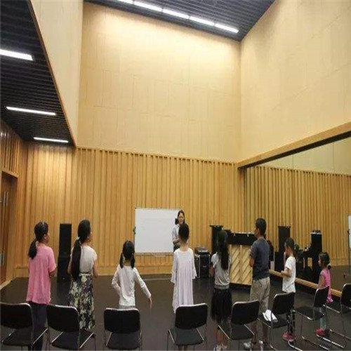 海口声乐培训——教你好听的“气泡音”