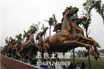 广西雕塑——铜马雕塑气势壮观